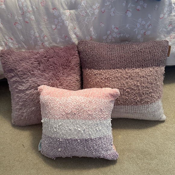 Koolaburra Bedding Koolaburra By Ugg 3 Pack Decorative Pillows Pink